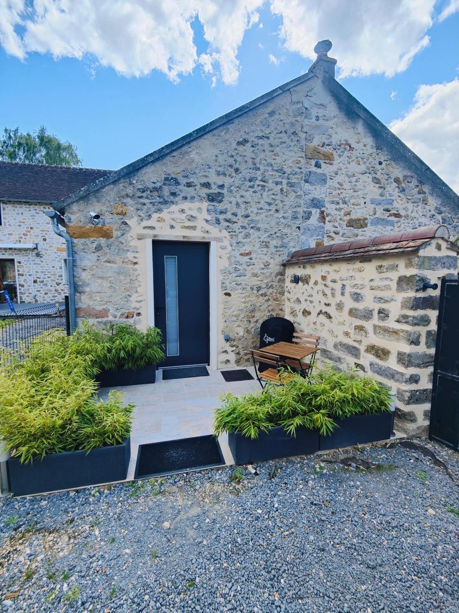 Maisonette Proche De Fontainebleau Ville-Saint-Jacques Extérieur photo
